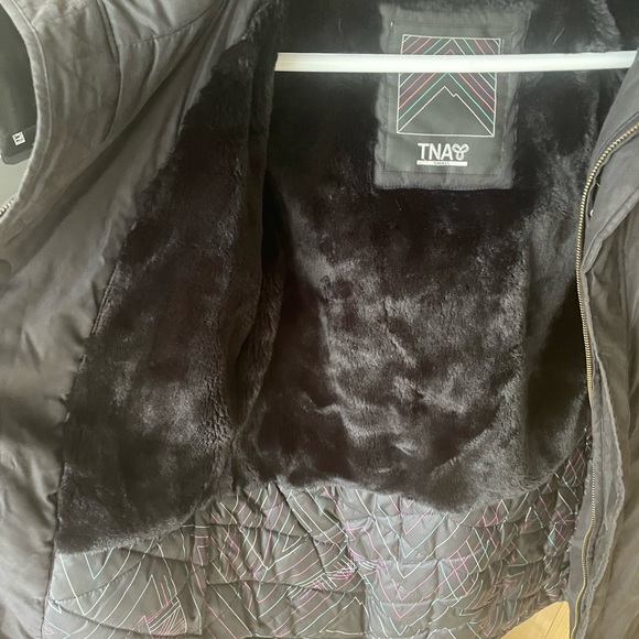 TNA Verbier Vegan Parka - Picture 8 of 15